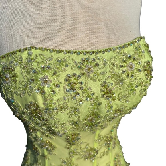 Y2K Cache Fairy Strapless Prom Dress Green Embellished Sequin Ruffles Whimsy XS - Picture 8 of 16
